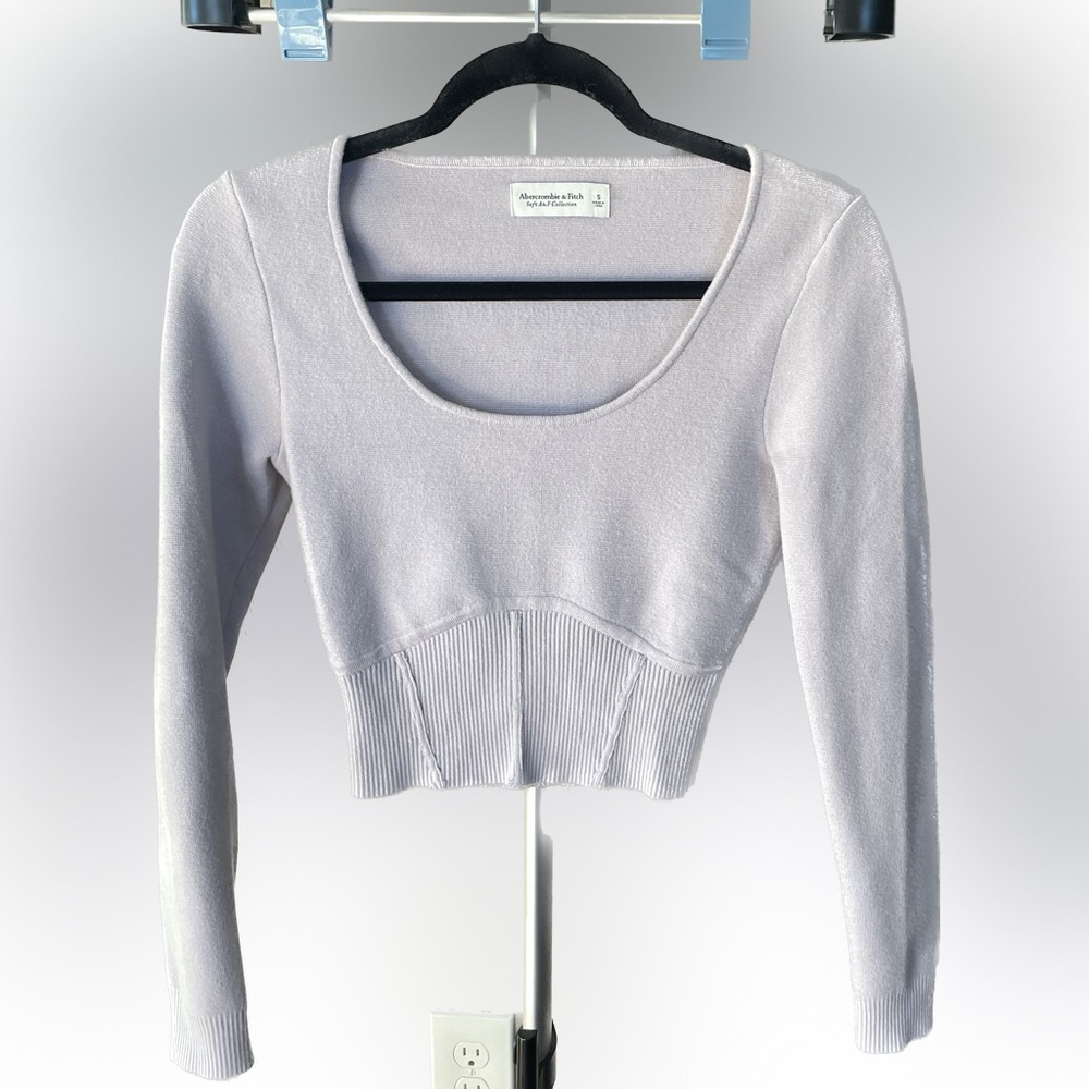 Light purple cropped Abercrombie corset sweater